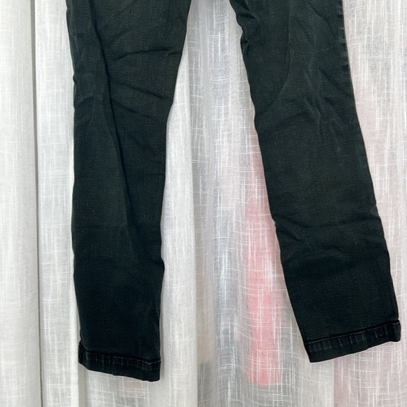 🆑 [4/$20] Level 99 Black Lily Crop Skinny Straight Jeans - Picture 6 of 8
